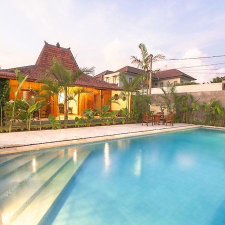 Red Gong Joglo Village Canggu Eksteriør billede